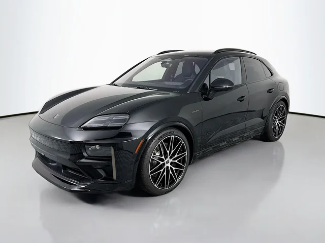 2025 Porsche Macan Electric Turbo