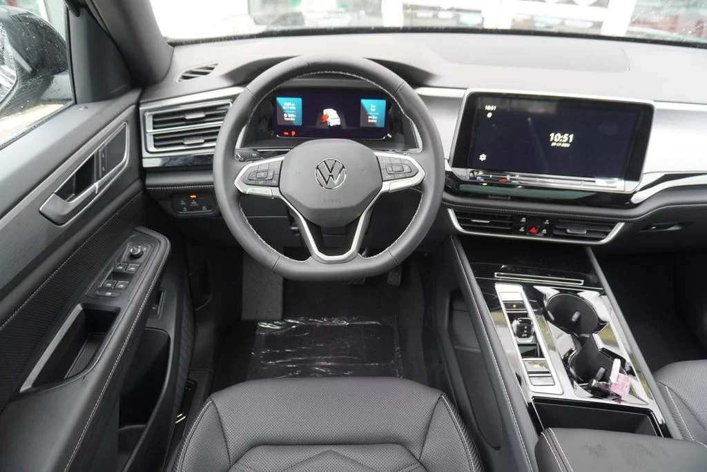 New 2026 Black Volkswagen SE w/Technology image 13