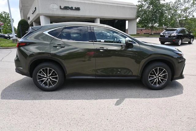 Certified Used 2024 NORI GREEN PEARL Lexus 350h Premium image 2