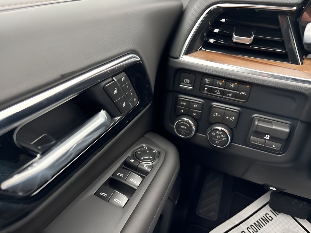 2026 Chevrolet Suburban High Country - Photo 32