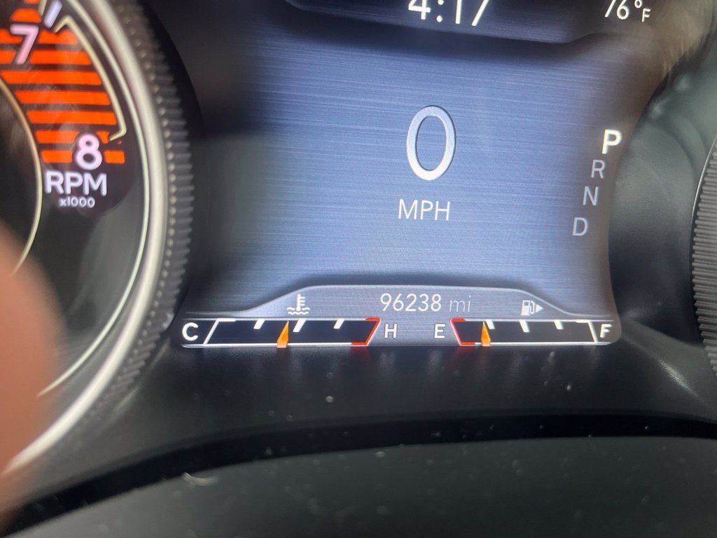 Used 2019 Diamond Black Crystal Pearlcoat Jeep Limited image 4