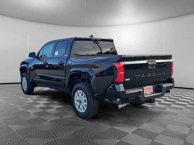 2026 Toyota Tacoma SR5 - Photo 3