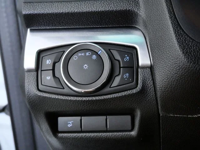 Used 2017 Silver Ford Limited image 24