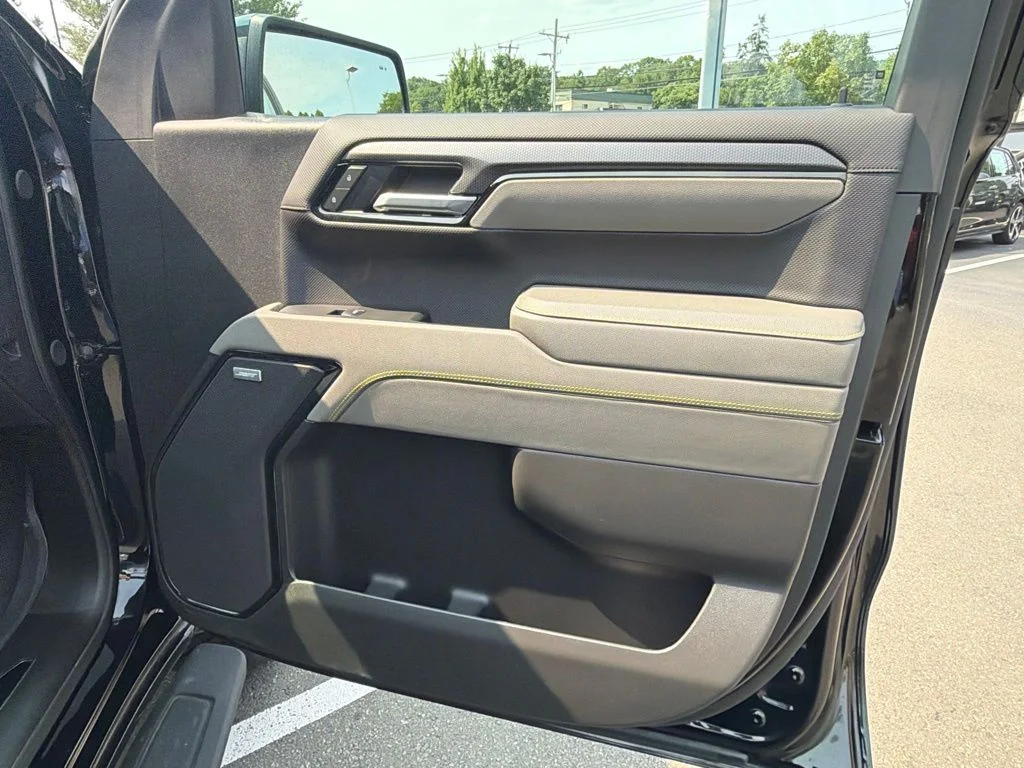 Used 2025 Black Chevrolet ZR2 image 12