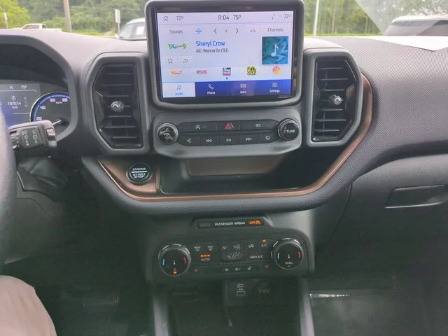 Used 2022 Blue Ford Badlands image 21