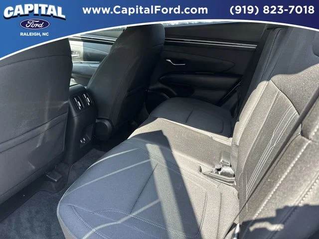 Used 2023 White Hyundai SEL image 18