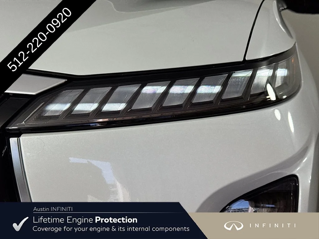 New 2027 RADIANT WHITE INFINITI LUXE image 42