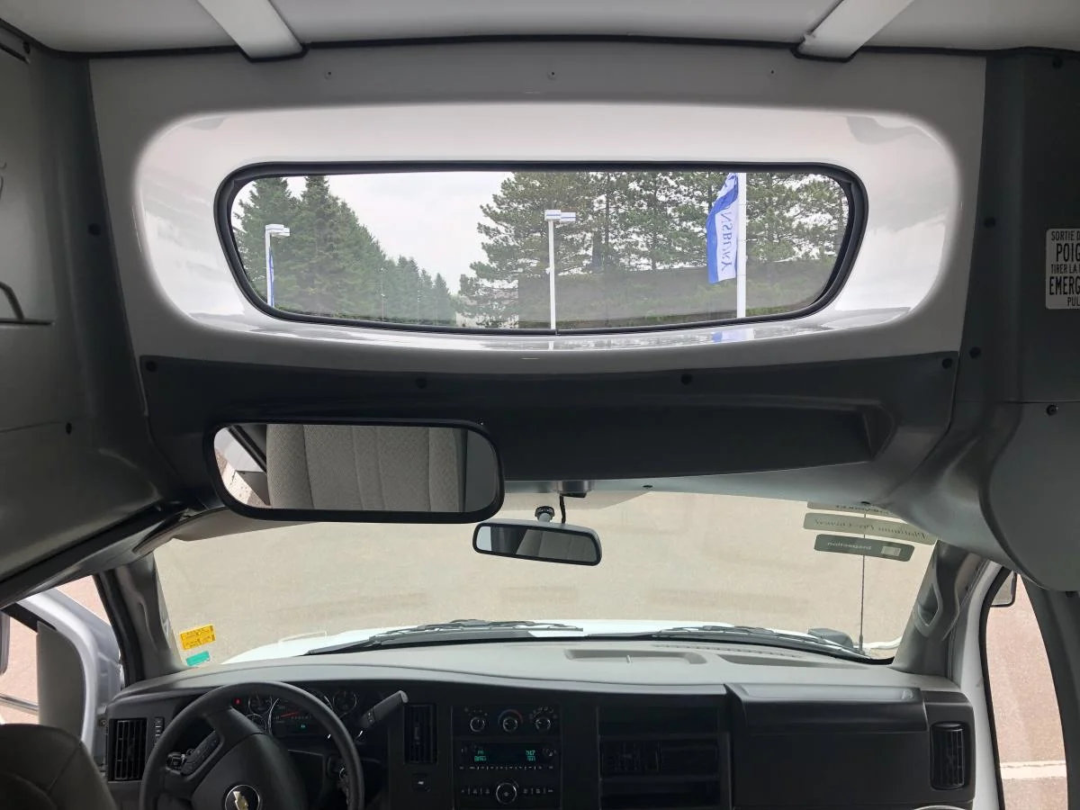 Used 2024 White Chevrolet 4500 Van 159 image 18