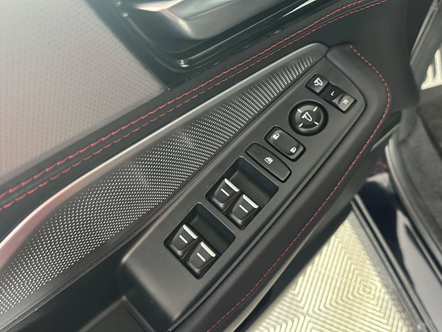 2026 Acura MDX A-Spec Package - Photo 37