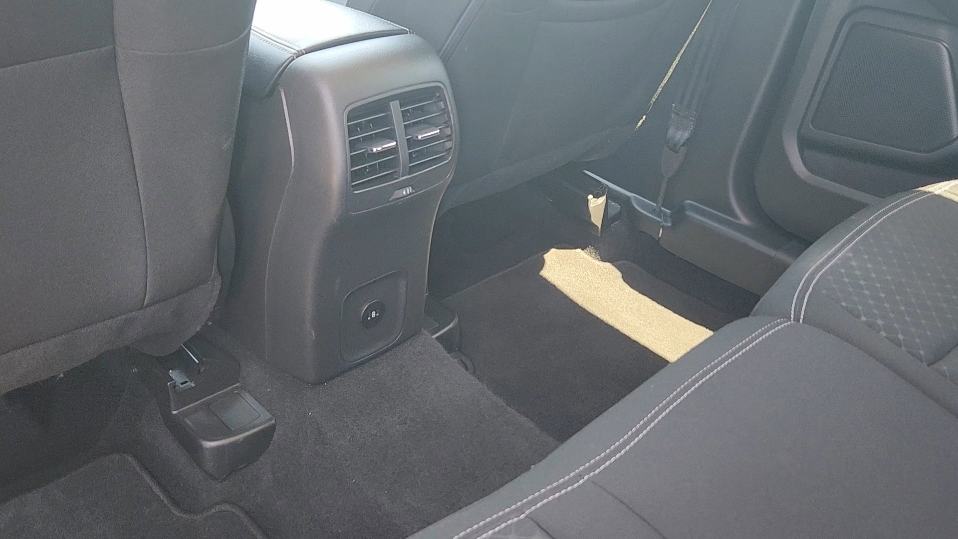 2025 Ford Escape Active - Photo 17