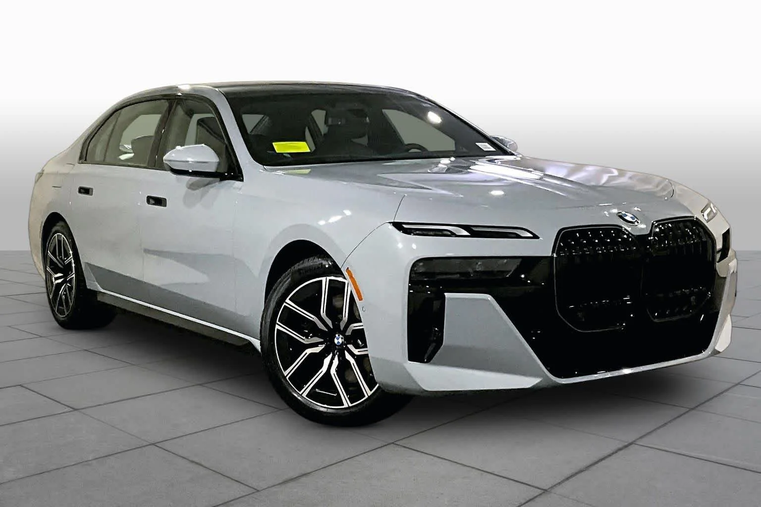 New 2026 Brooklyn Grey Metallic BMW 760i xDrive image 18