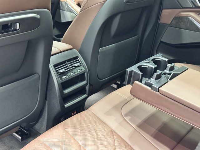 Used 2026 Brooklyn Grey Metallic BMW xDrive40i image 19