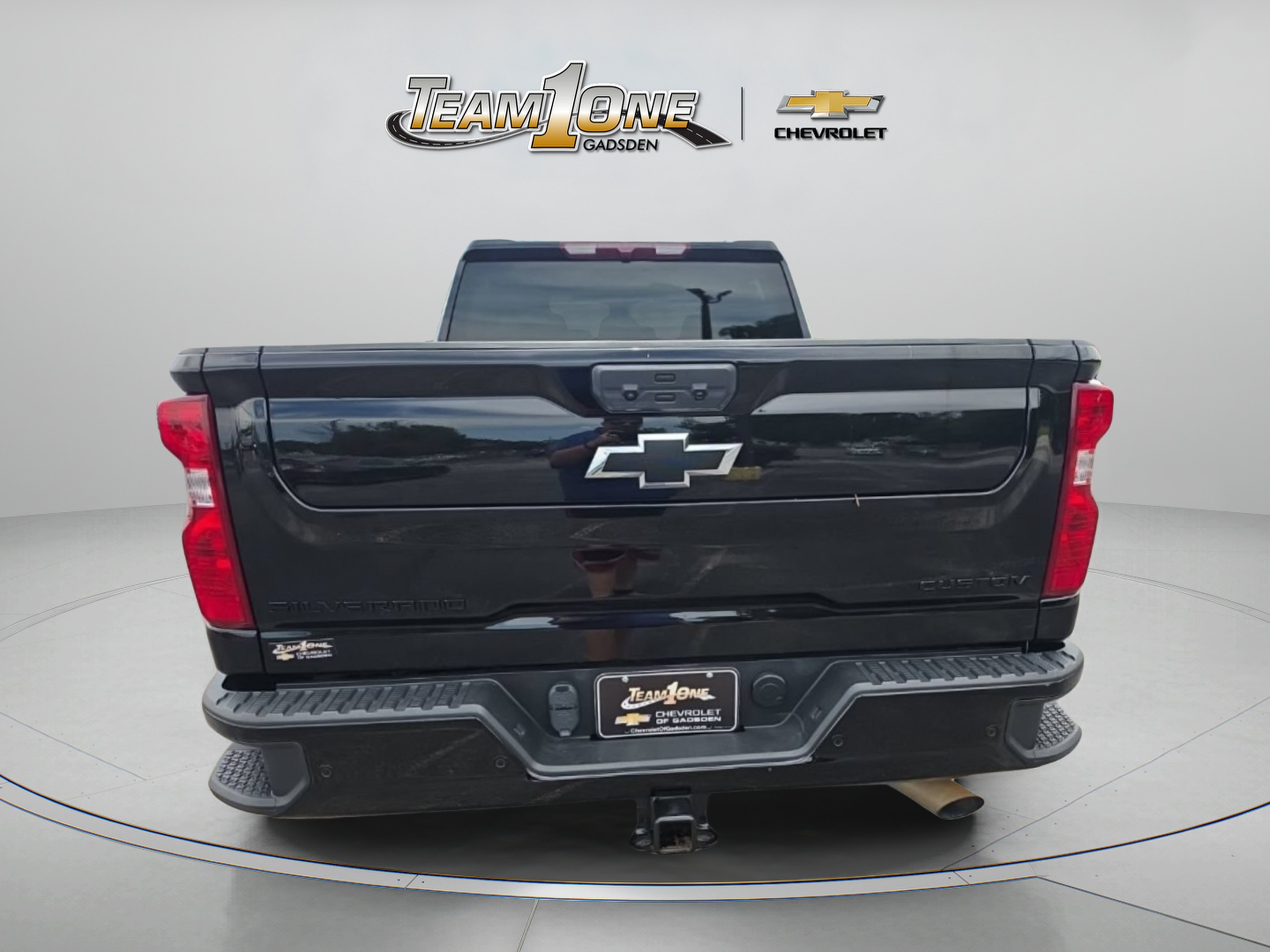 Used 2024 Black Chevrolet Custom image 6