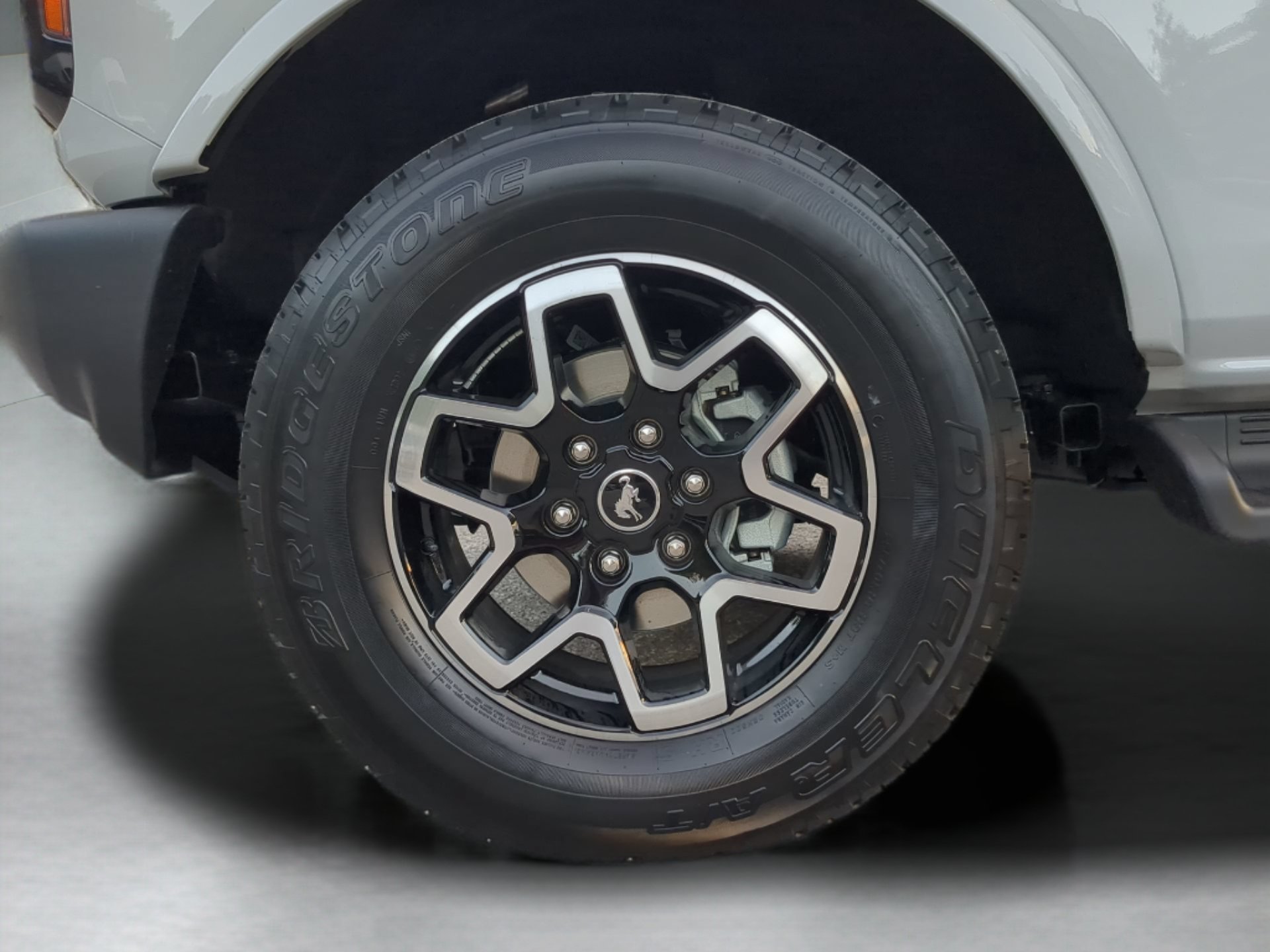New 2026 Avalanche Gray Ford Outer Banks® image 67