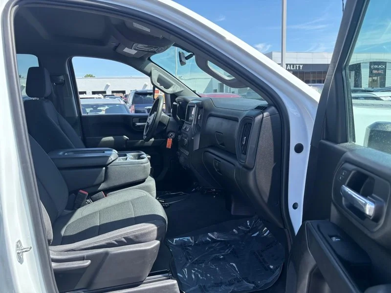Used 2023 Summit White Chevrolet Custom image 12
