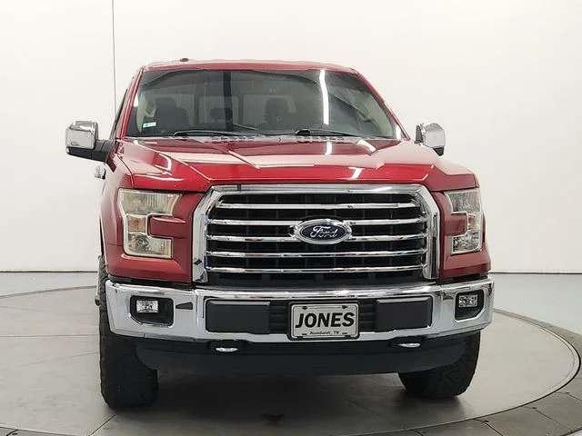 Used 2015 Red Ford XLT image 2