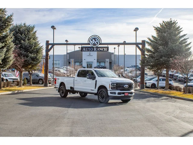 2026 Ford F-350 Super Duty Platinum