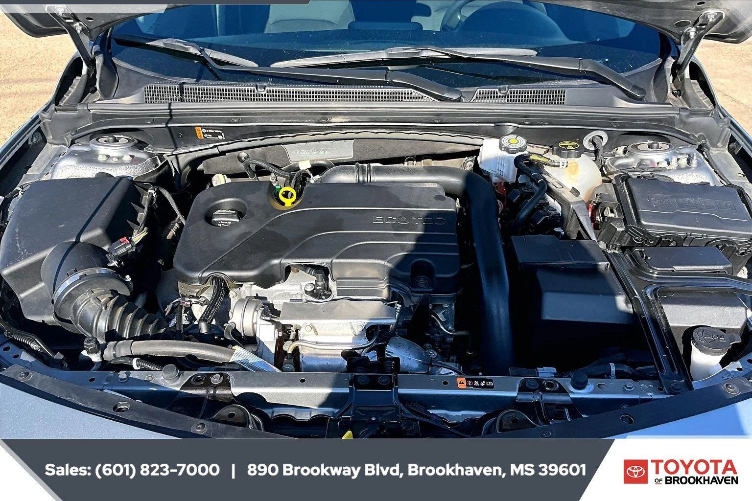 Used 2025 Sterling Gray Metallic Chevrolet LT image 8