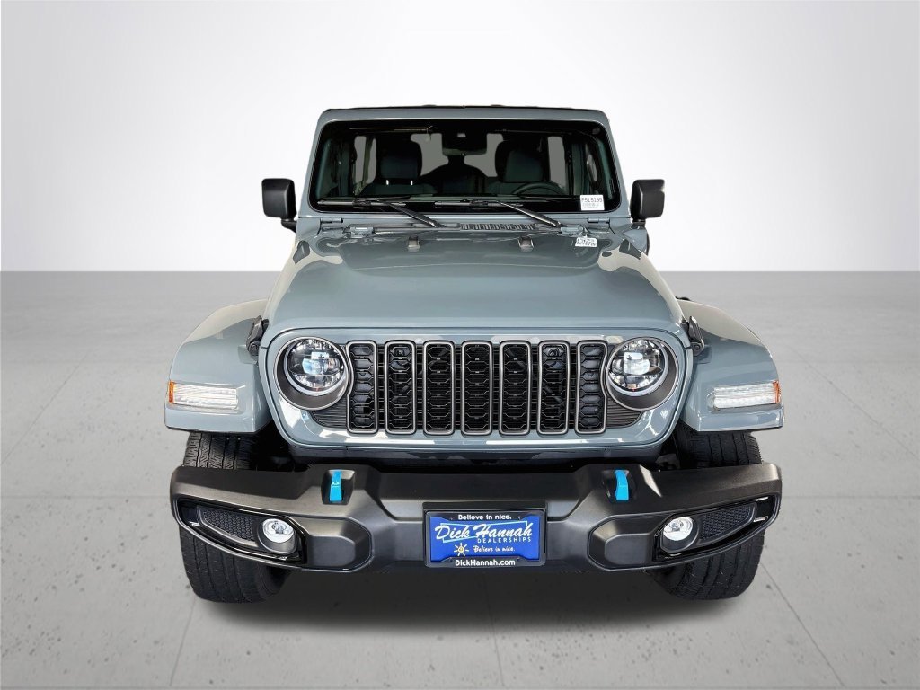 Used 2024 Gray Jeep Sport S 4xe image 3