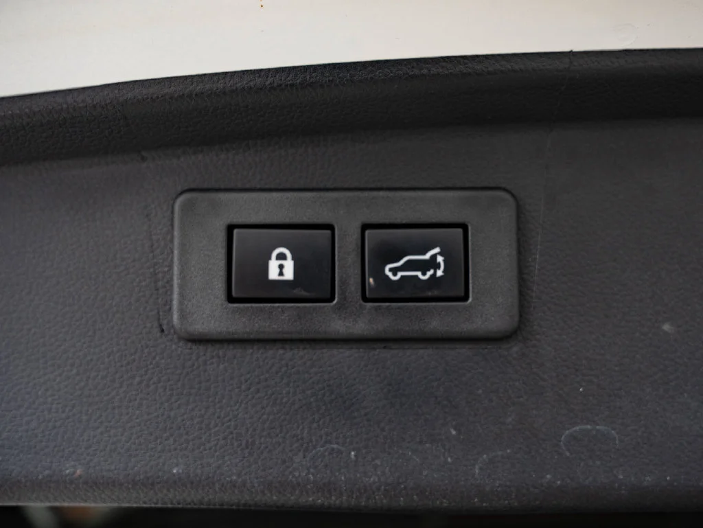 Used 2025 Crystal White Pearl Subaru Onyx Edition XT image 22