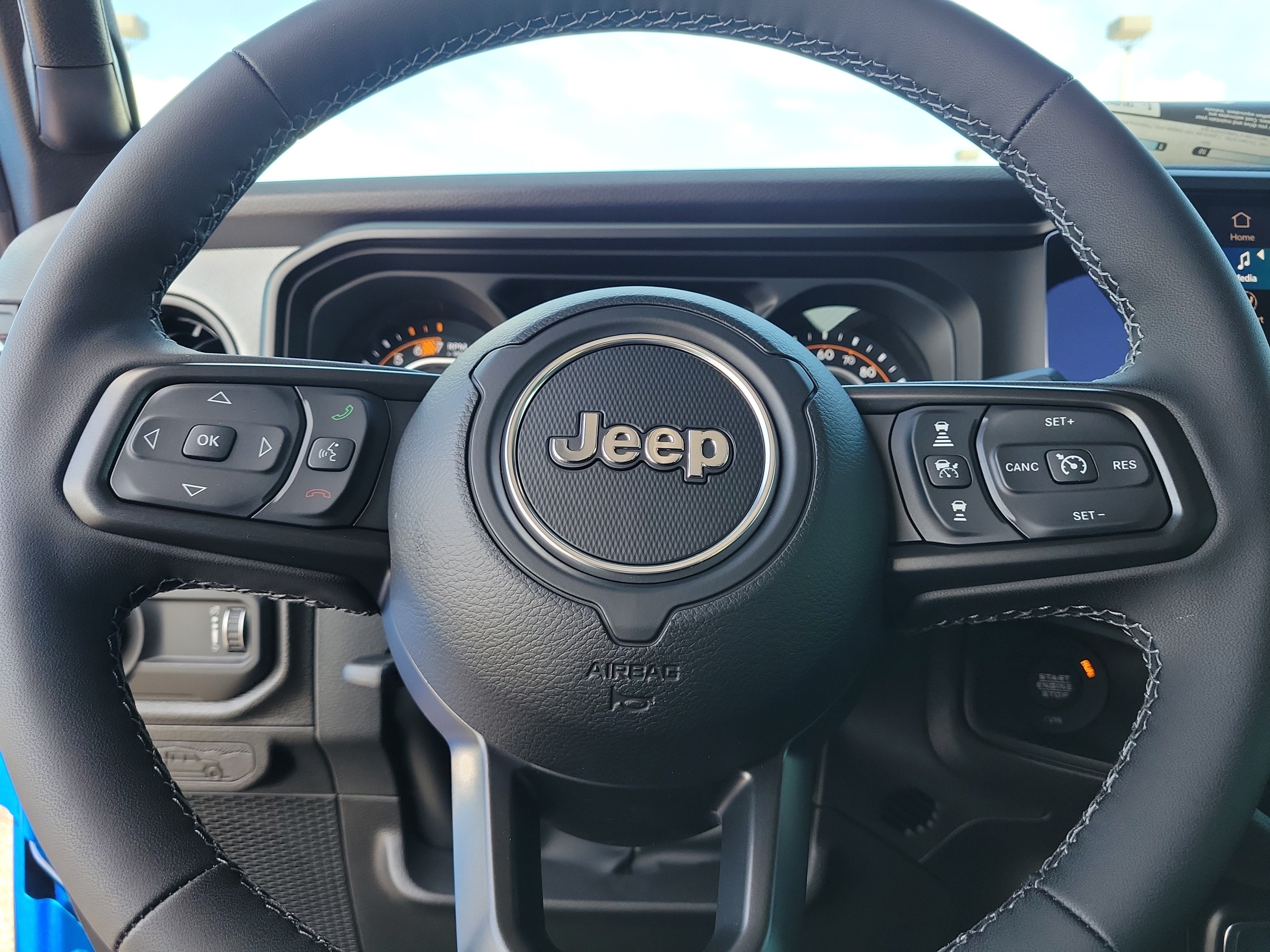 New 2026 Hydro Blue Pearl-Coat Exterior Paint Jeep Sport S image 11