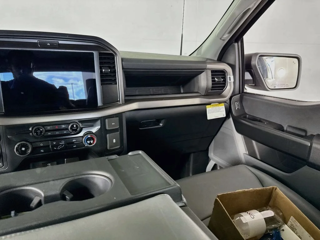 New 2026 Oxford White Ford XL image 21