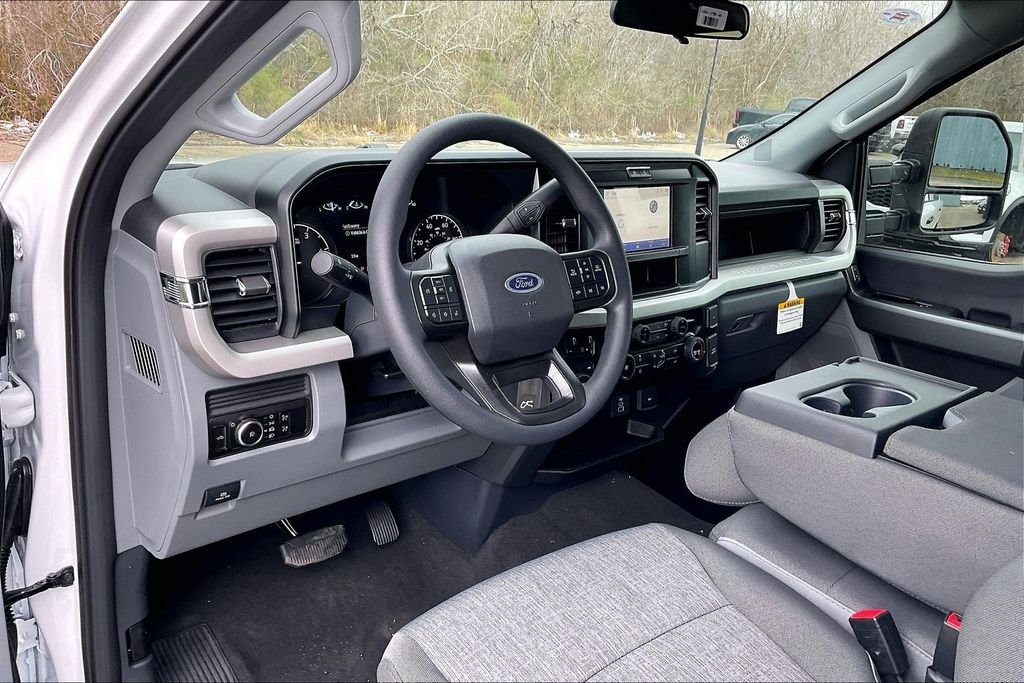 New 2026 Ford Super Duty F-250 XL 4D Crew Cab