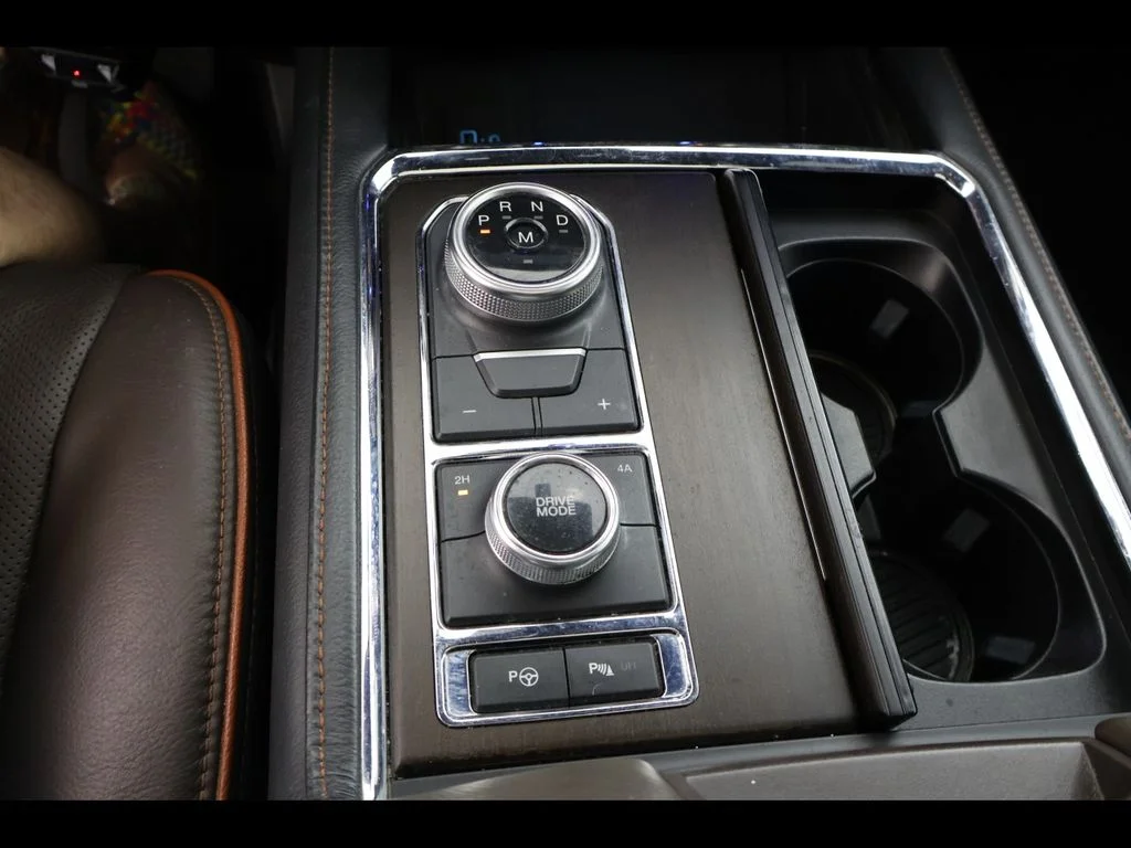 Used 2021 White Ford King Ranch image 18