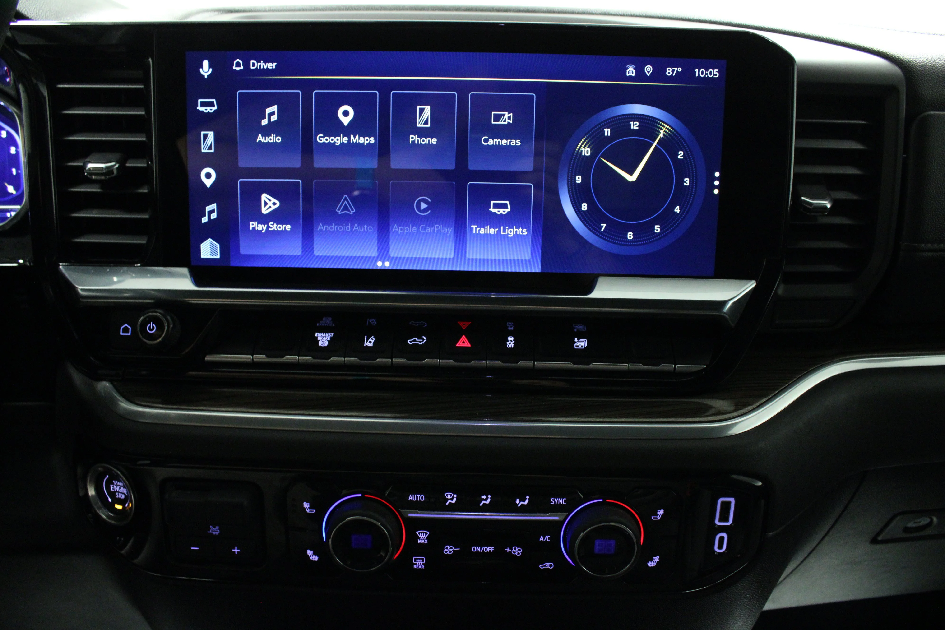Used 2025 Summit White Chevrolet LT image 22