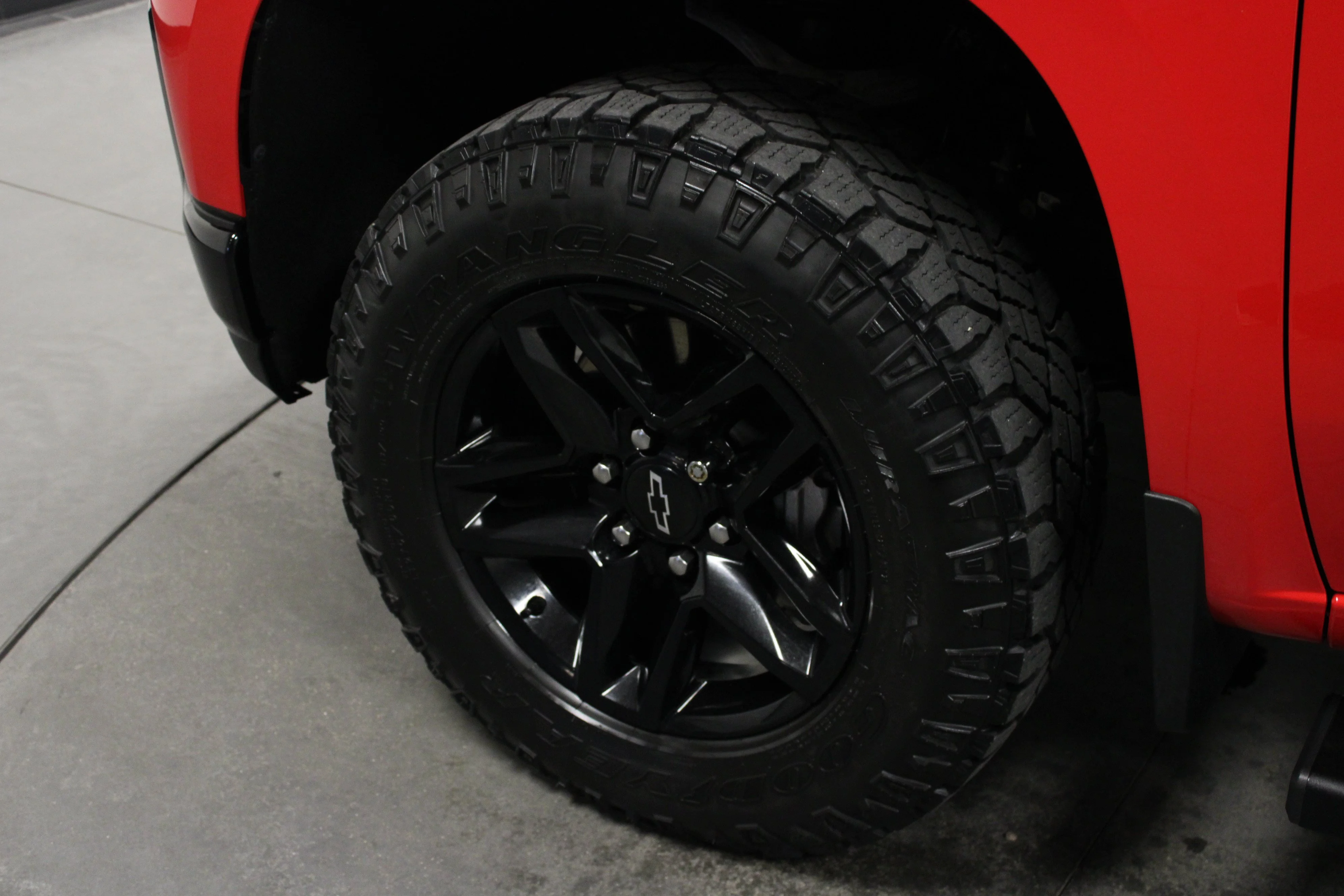 Used 2021 RED HOT Chevrolet LT Trail Boss image 10