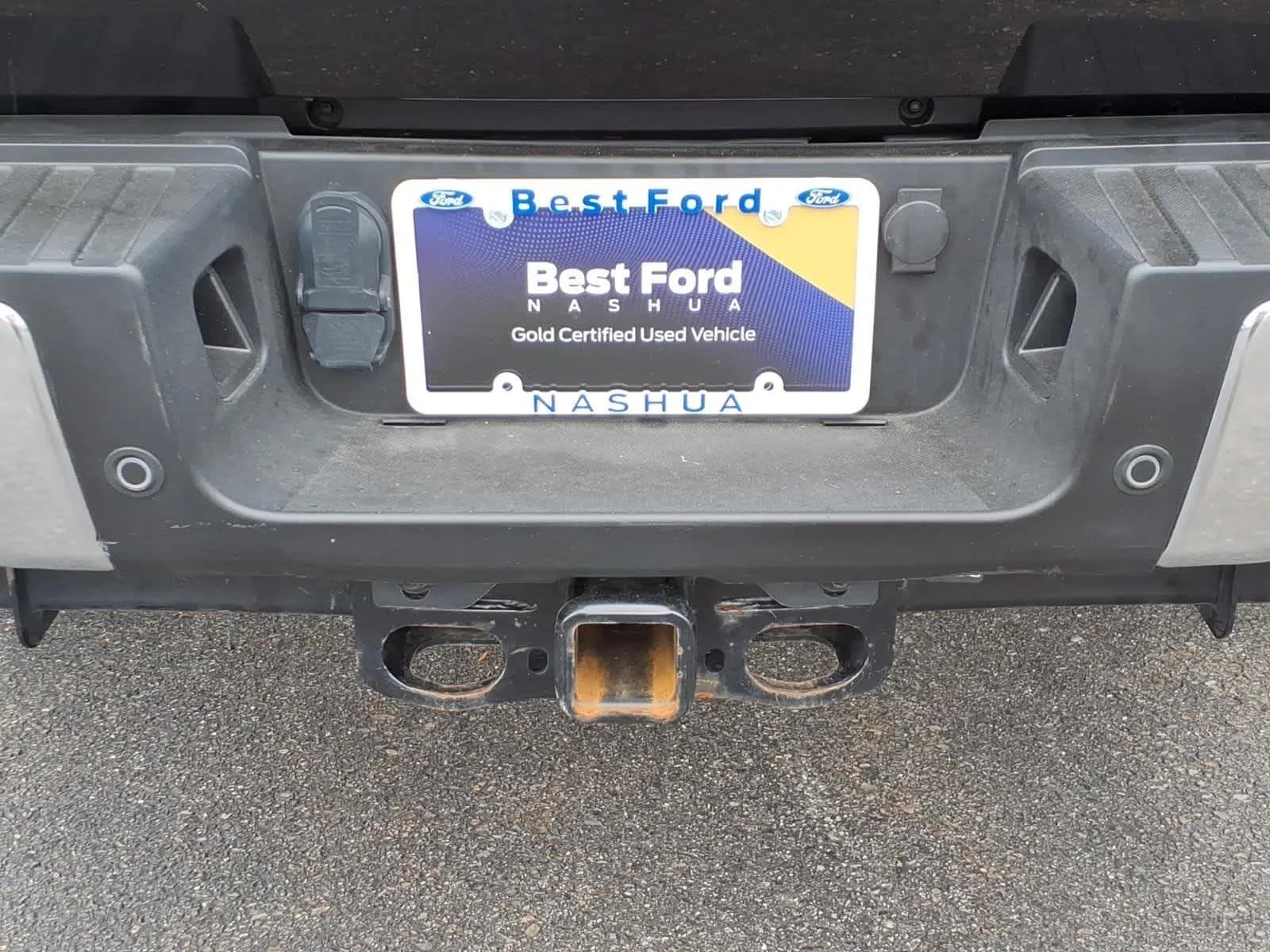 Used 2024 Agate Black Metallic Ford LARIAT image 7