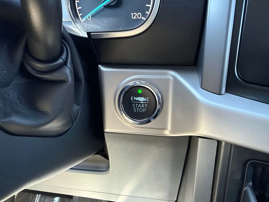 Used 2023 Gray Ford XLT image 21