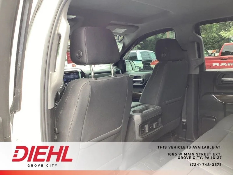 Used 2022 White Chevrolet RST image 18