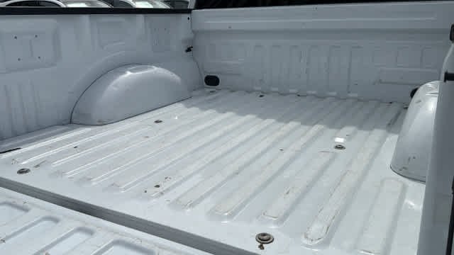 Used 2023 Oxford White Ford XLT image 28