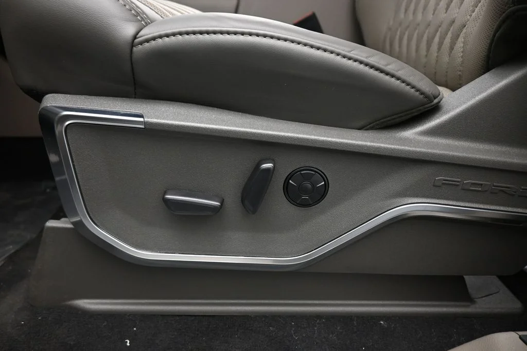 New 2026 Avalanche Ford Platinum image 10