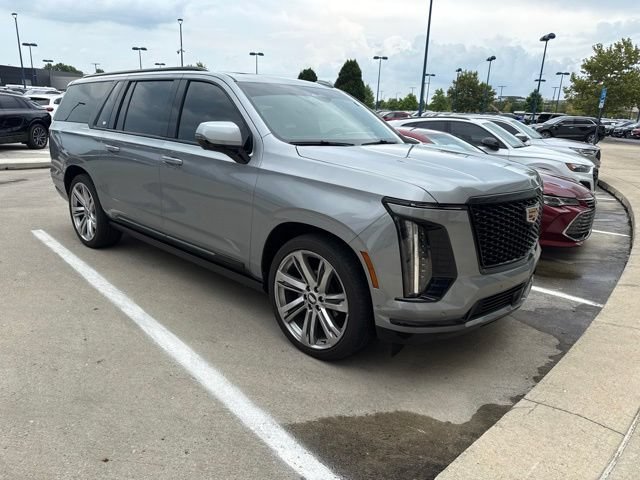 2025 Cadillac Escalade ESV