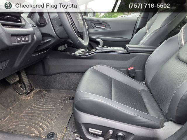 Used 2023 Guardian Gray Toyota Limited image 8