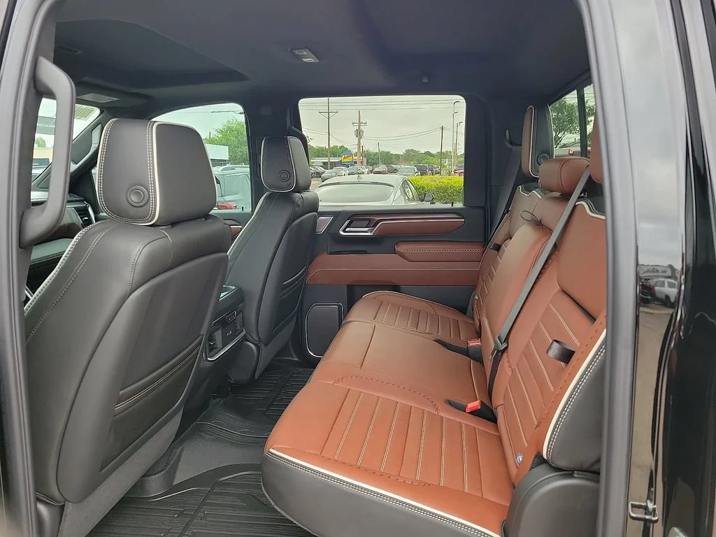 2026 GMC Sierra 2500HD Denali Ultimate - Photo 16