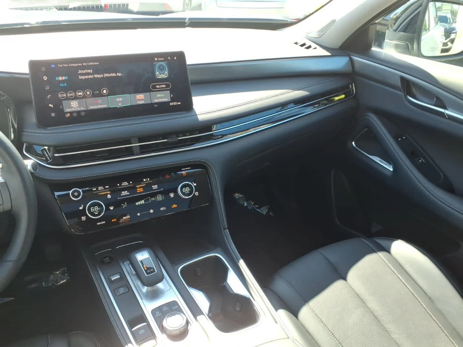 Certified Used 2026 Harbor Gray INFINITI LUXE image 16