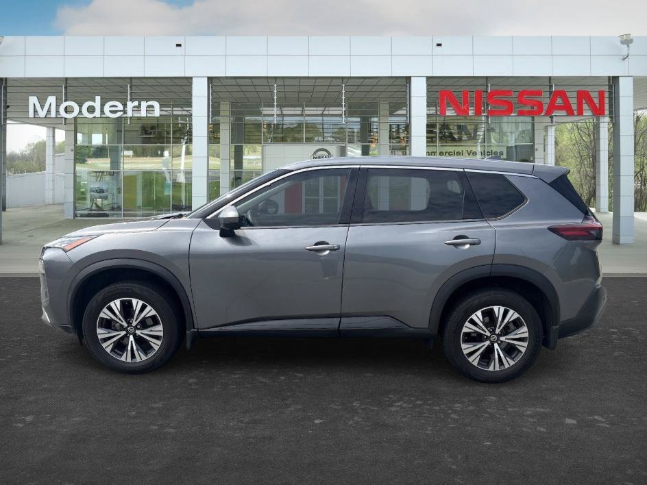 Used 2021 Gun Metallic Nissan SV image 2