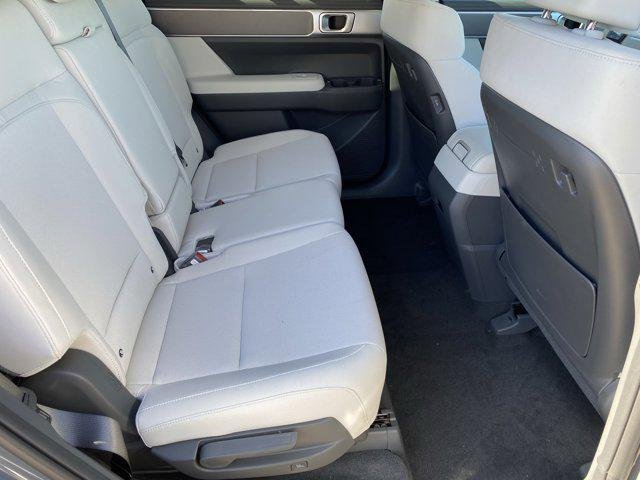 New 2026 Hampton Gray Hyundai SE FWD image 13