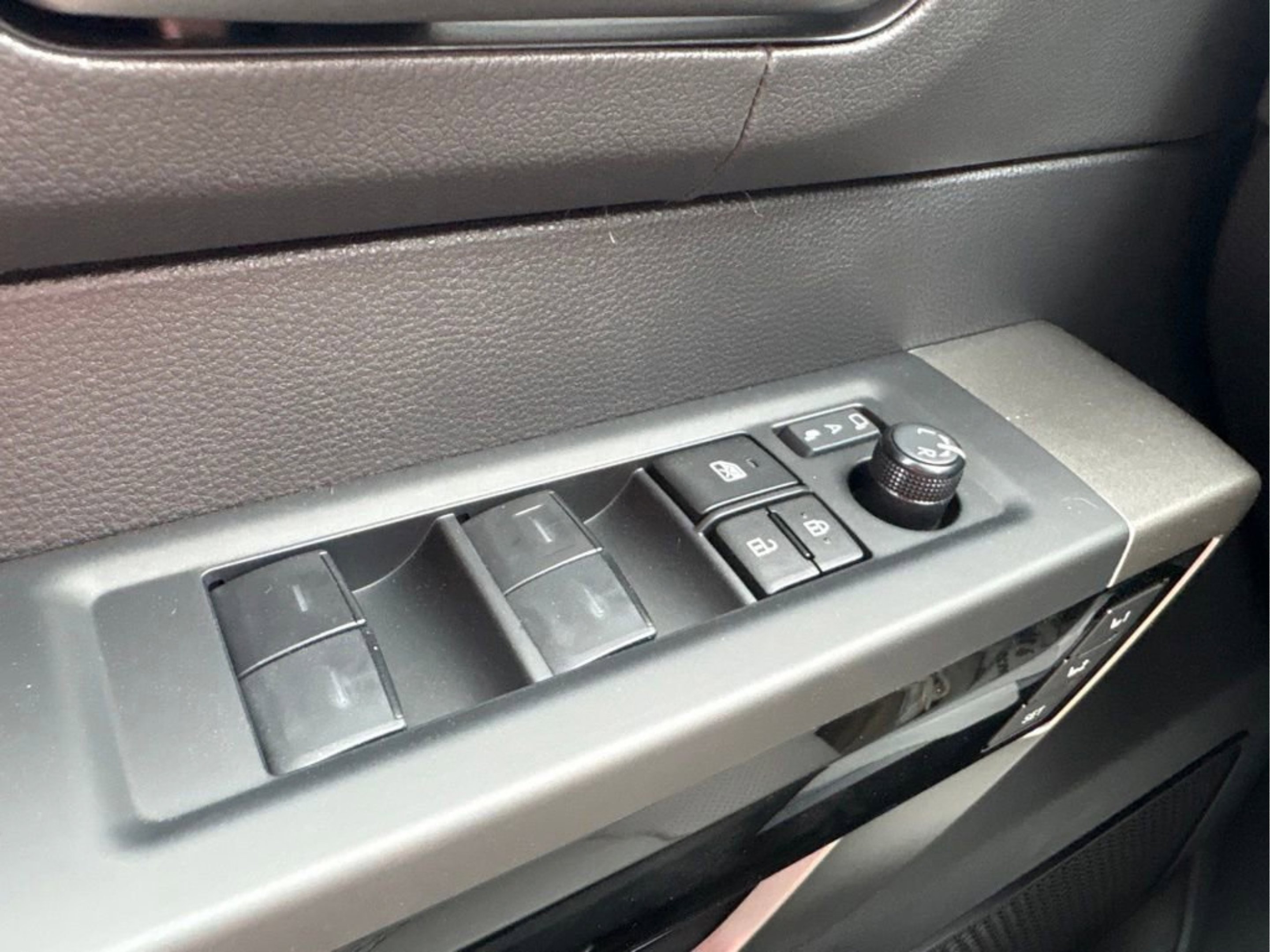 2026 Toyota Tundra Limited - Photo 24