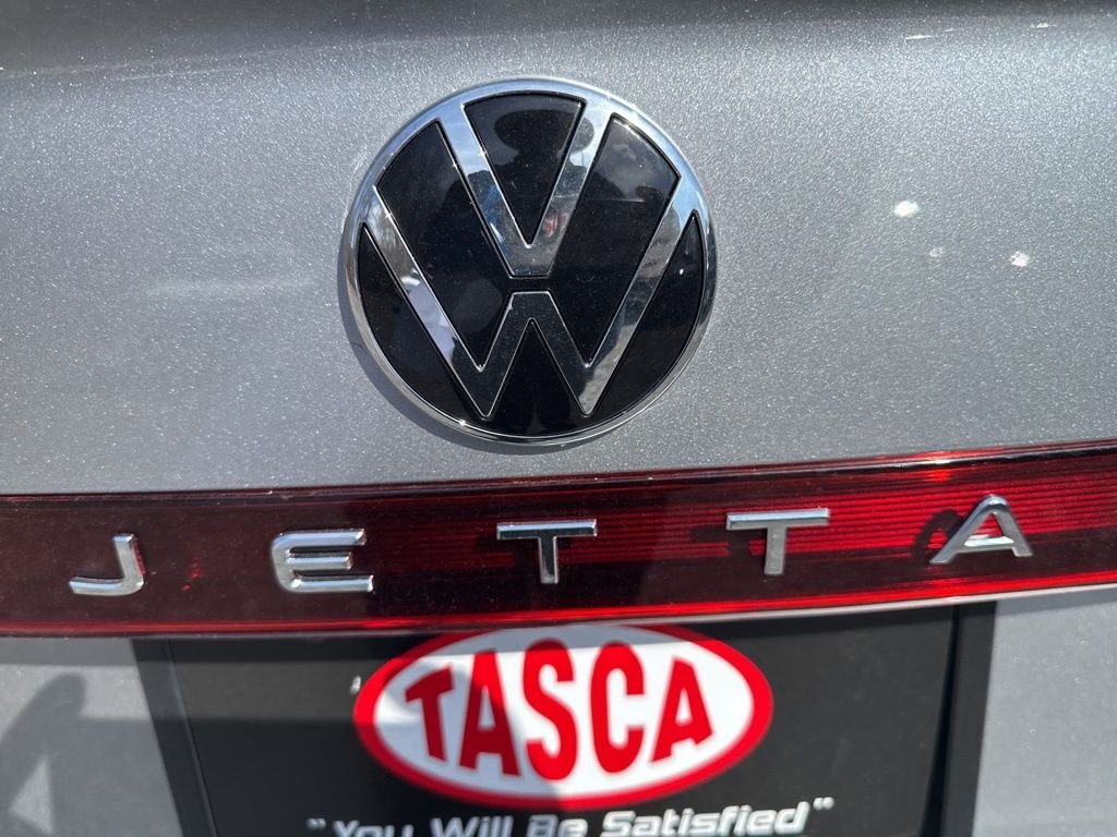 New 2025 Silver Volkswagen 1.5T Sport image 18