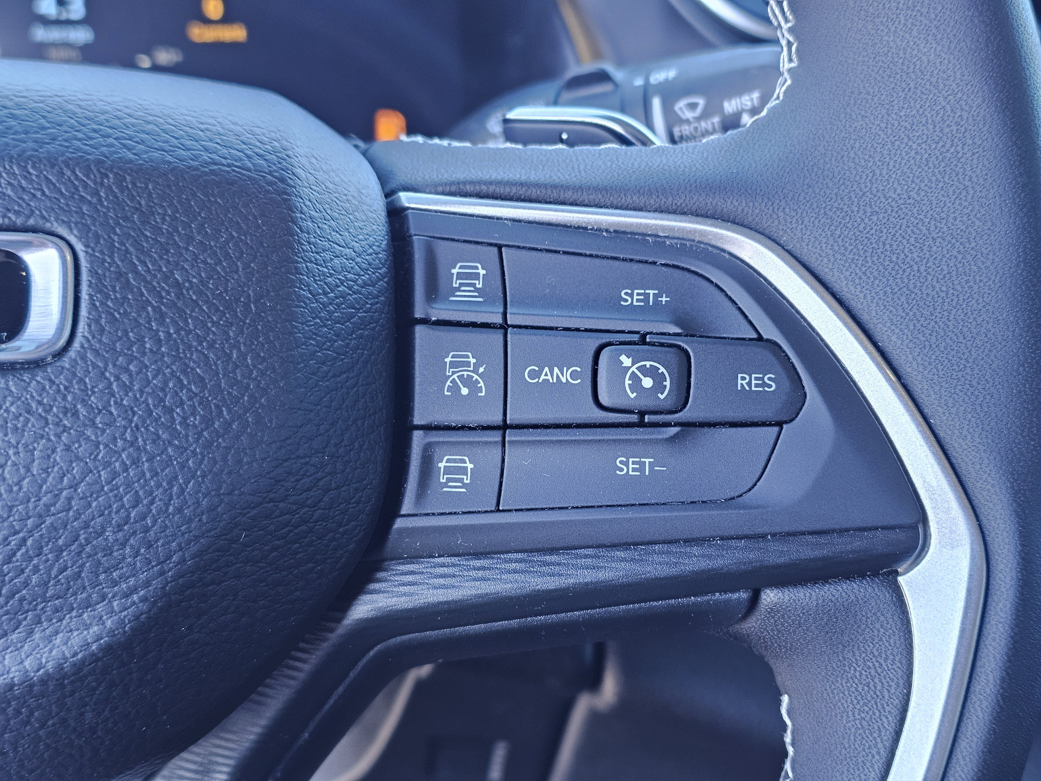New 2024 Silver Zynith Jeep Laredo X image 23