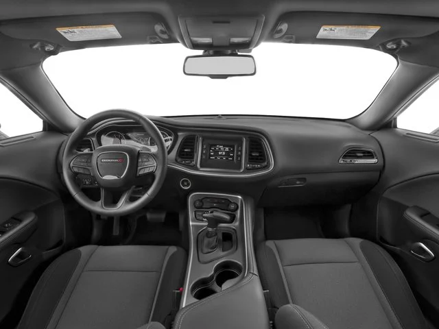 Used 2016 Pitch Black Clearcoat Dodge SXT image 10