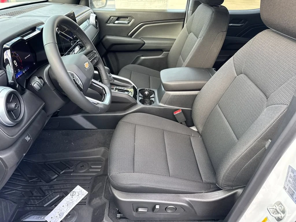 New 2026 Summit White Chevrolet LT image 15