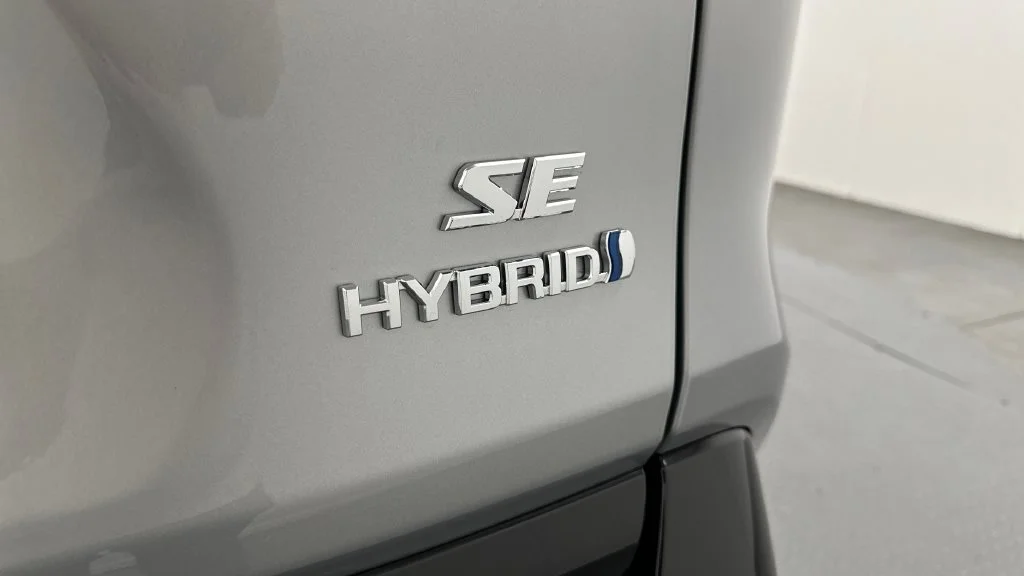Used 2024 Silver Toyota SE image 19