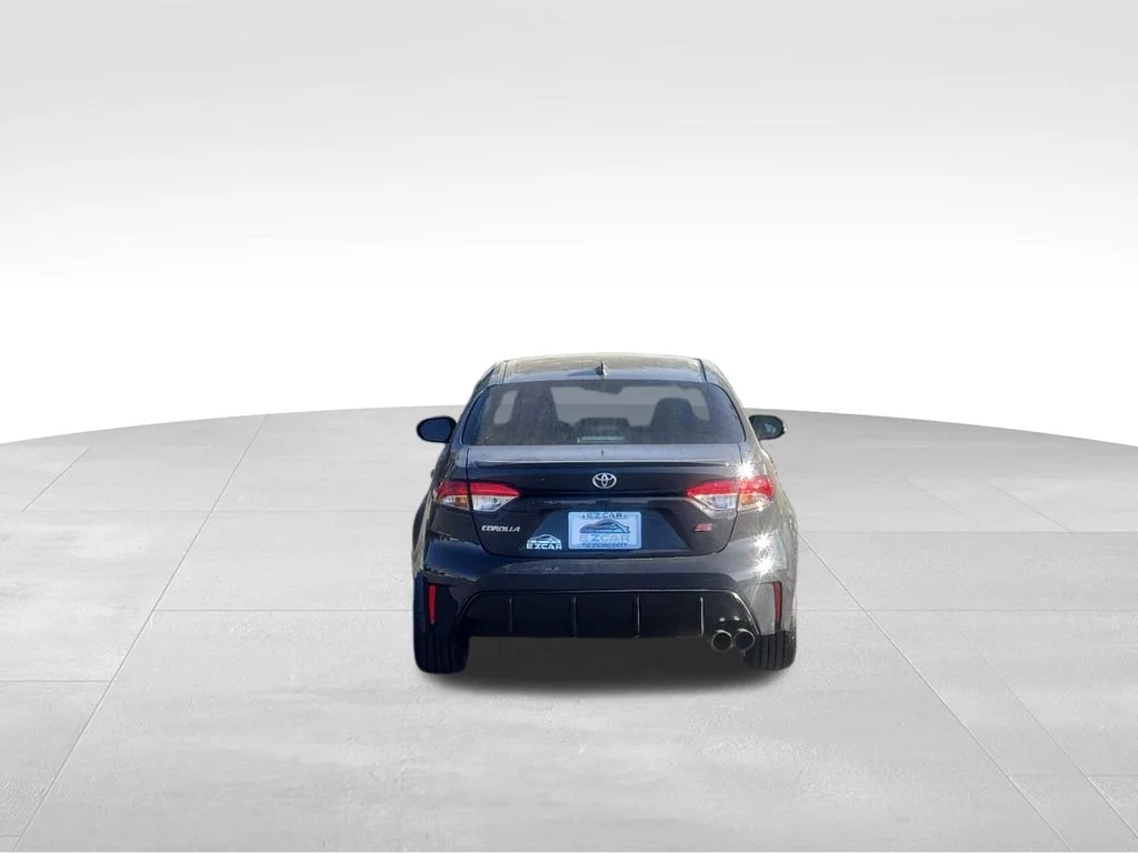 Used 2023 UNDERGROUND Toyota SE image 12