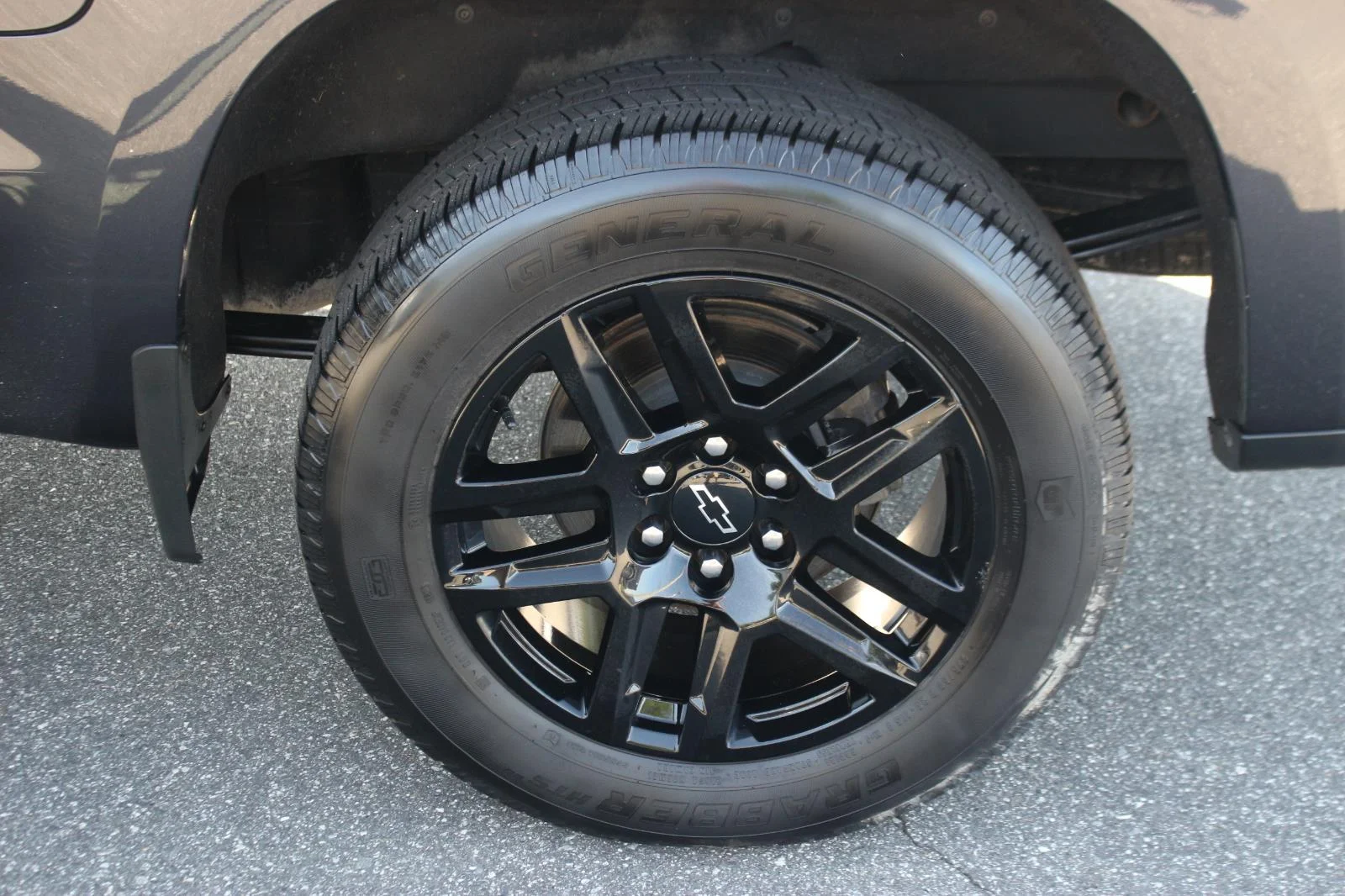 Used 2023 Dark Ash Metallic Chevrolet RST image 37