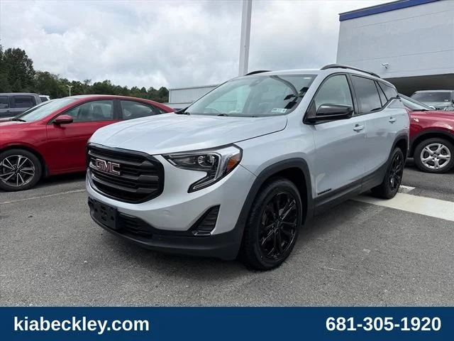 Used 2021 Silver GMC SLE image 2